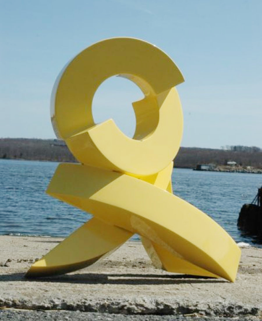 Home 11 abstract landscape sculptures for residential & mid-sized spaces-000