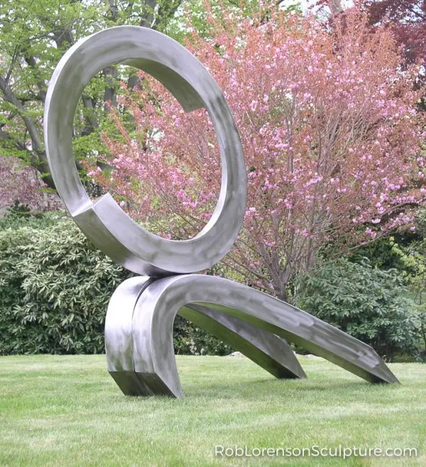mid scale metal abstract sculptures 2 600x658 1