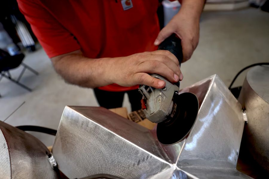 rob lorenson makes monumental works that glisten gleam and glide 000